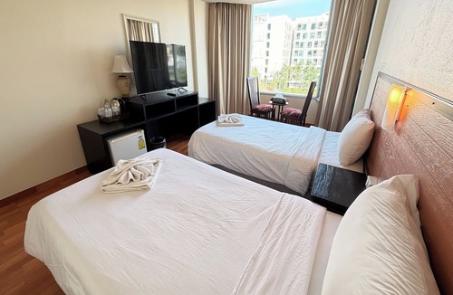 Thung Song Hong Hotel | The Grand Imperial