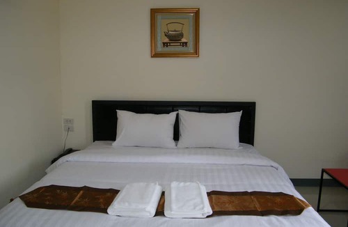 Nai Mueang Hotel | Fun Dee Mansion