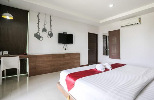 Buriram Province Hotel | Jintana Resort