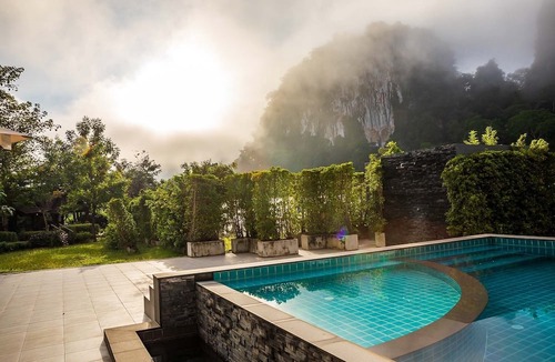 Khlong Sok Hotel | Montania Lifestyle Hotel
