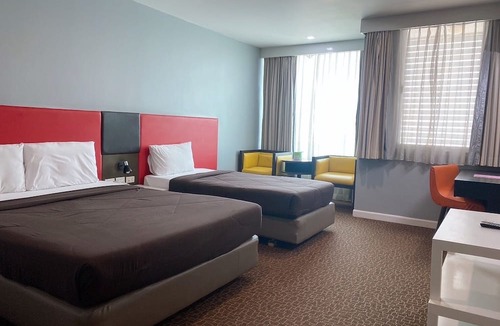 Arun Amarin Hotel | Thamrongin Hotel