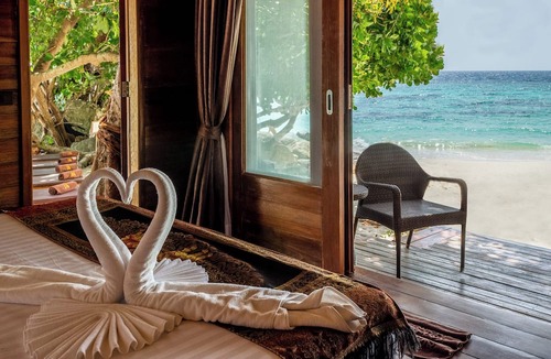 Satun Hotel | Ten Moons Lipe Resort