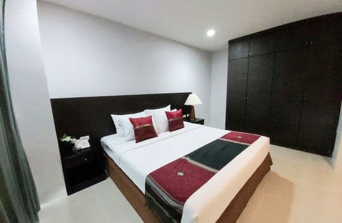 Uthai Hotel | Ampo Residence