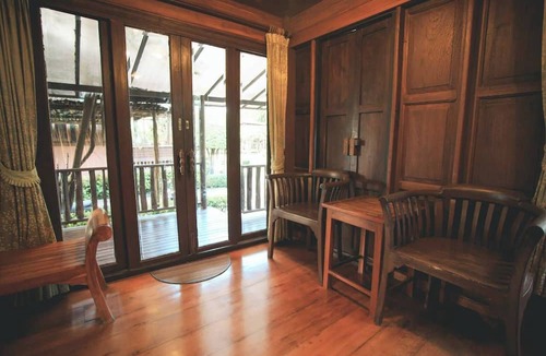 Chakphong Hotel | Baan Baitan Resort