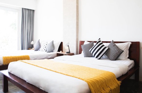 Krong Kaeb Hotel | Saravoan Hotel Kep