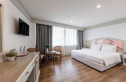 Nai Wiang Hotel | Dhevaraj Hotel
