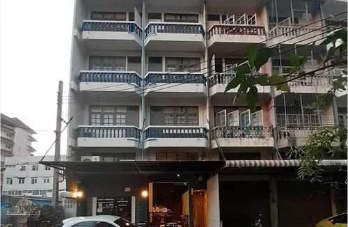 Thung Maha Mek Hotel | Bed'S Friend