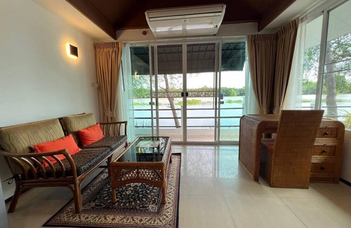 Hua Sai House | Room-rainbow Arokaya Holistic Longevity