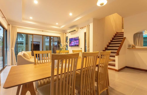 Nanai Road Apartment | Patong Bangla Walk Street City Hub V107