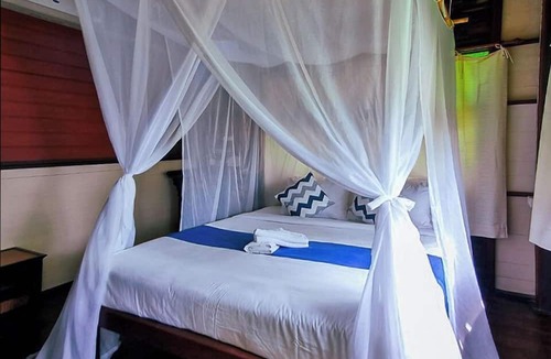 Khanom Hotel | Baan Thong Ching Resort