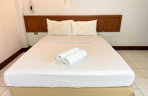 Old City Hotel | Hotel O Top North Guesthouse