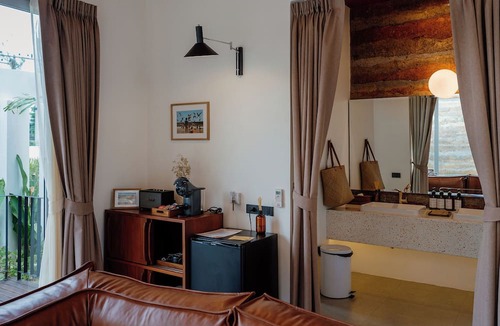 Pak Nam Pran Hotel | Furusato Shack