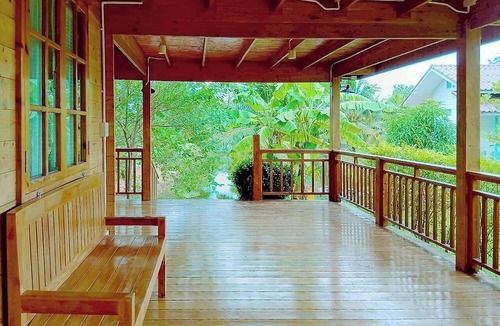 Samut Sakhon Resort | Coco and Canal HomeStory