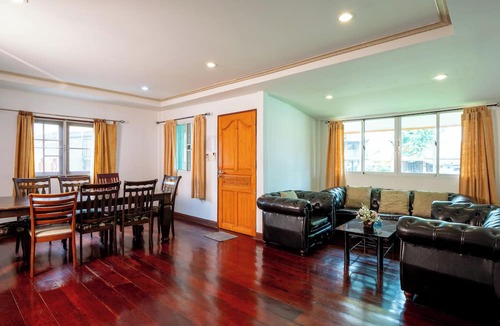 Sangkhla Buri Hotel | Samprasob Resort