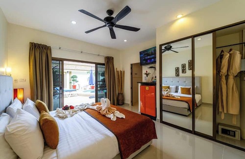 Bang Sare Hotel | Siam Court Hotel And Resort