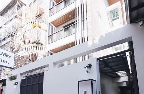 Wang Burapha Phirom Hotel | Mitr Inn Mrt Samyot Station - The Grand
