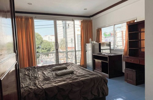 South Pattaya Hostel | Green Hotel