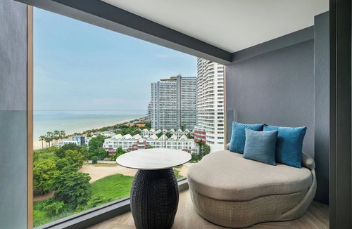 Na Chom Thian Hotel | Pattaya Marriott Resort And Spa