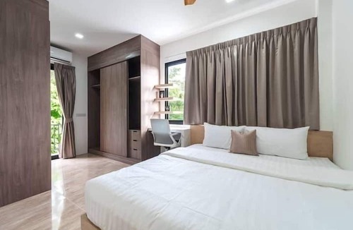 Bang Tao Villa | La Bella Villa Luxury Retreat V149