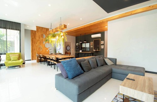 Na Kluea Villa | Penny - Farthing Pool Villa