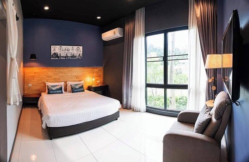 Na Kluea Villa | Penny - Farthing Pool Villa
