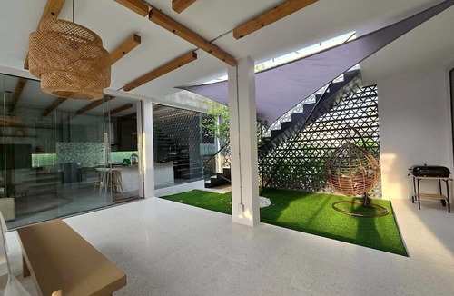 Hin Lek Fai Villa | The Ten Poolvilla Huahin