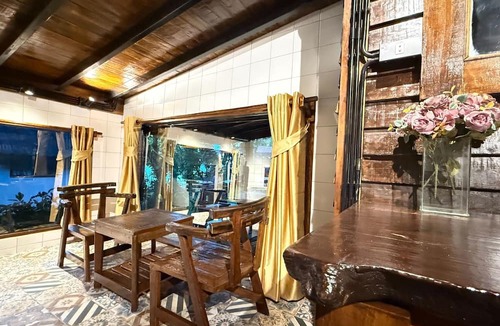 Thong Pha Phum Resort | Kawarin Saiyai Cottage and Lake