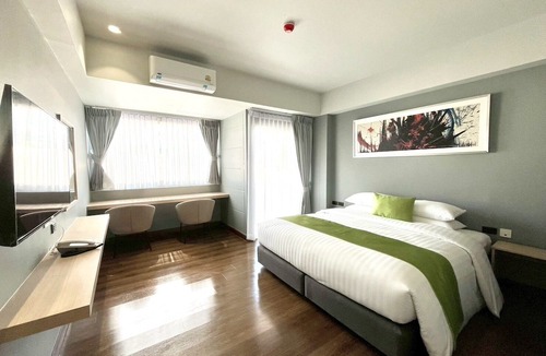 Talat Phlu Hotel | iCheck inn Thapra