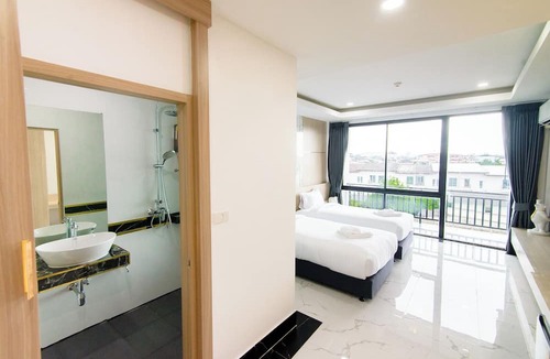 Surat Thani Hotel | Bear & Bird Hotel