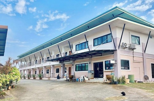 Tha Wang Thong Hotel | Songsak Phayao