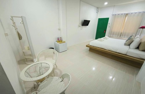 Tha Wang Thong Hotel | Ban Ye