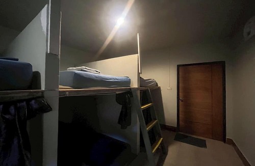Lamai City Center Hostel | Noah’s Ark Cannabis Bar Restaurant Hostel