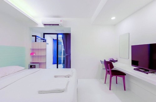 Embassy District Hotel | Quite Grove Hotel
