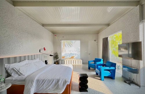 Pak Nam Pran Villa | Palm Springs Villa Pranburi