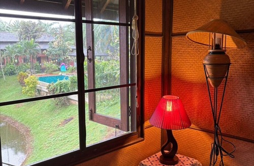 Saluang Hotel | Palette Luxe Elephant Camp Maerim