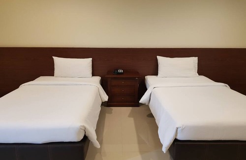 Bang Kra So Hotel | V.Resotel Hotel