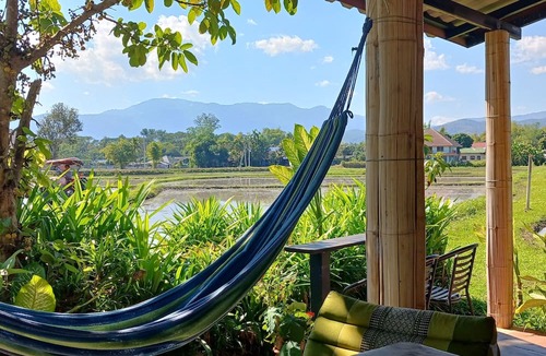 Huai Sai Hotel | Country Retreat