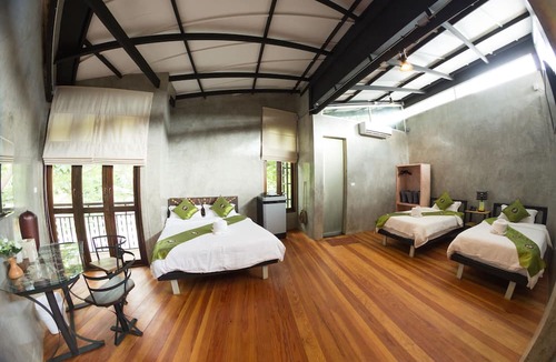 Ban Pong Hotel | Hern Lhin Natural Resort