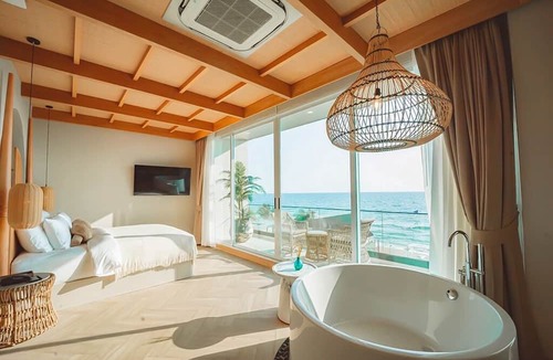 Khlong Khut Hotel | Maldives Beach Resort