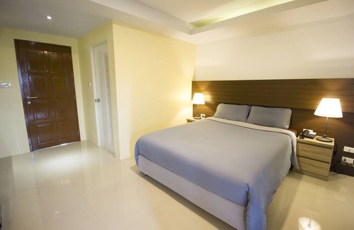 Ayutthaya Hotel | The Avail