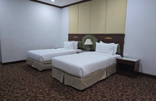 Tha Pradu Hotel | Star Convention Hotel