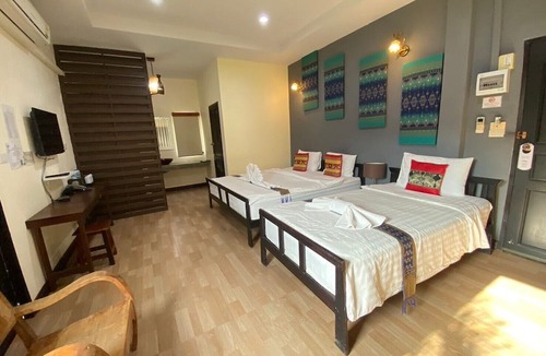 Nong Khai Hotel | Park & Pool Resort