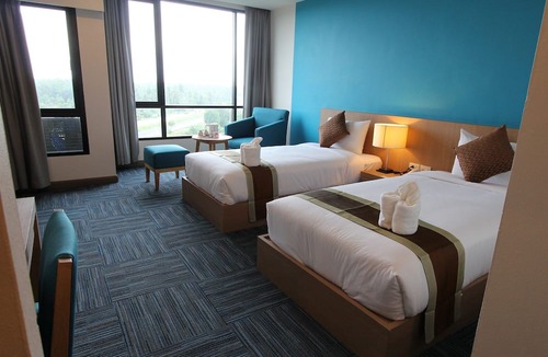 Ban Pa Yang Hotel | S Tara Grand Hotel