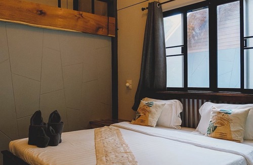 Bang Mak Hotel | Villa Varich