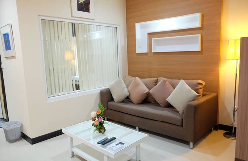 Tha Tum Hotel | Eastpana 304(R1) Executive Residence