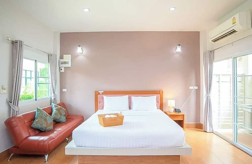 Uthai Thani Hotel | Klang mueang villa