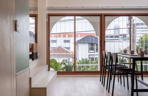 Khlong Ton Sai Hotel | Bedtime Storeys