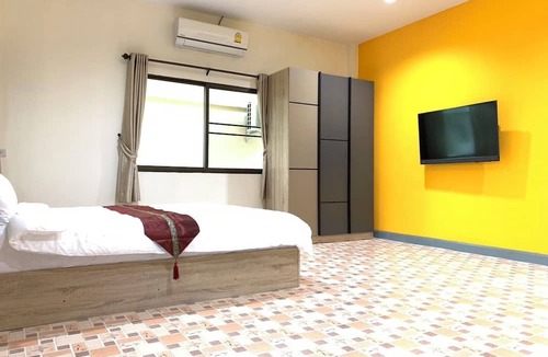 Hang Dong Apartment | Fully furnished 32 SQM studio with kitchen, wifi and pool access.