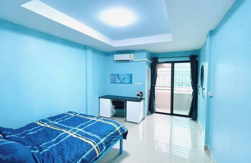 Phetchaburi Apartment | W-town Apartments