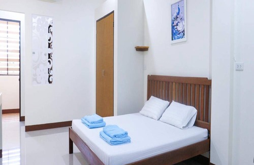 Samut Songkhram Hotel | Capital O 75521 Sang Siri Apartment